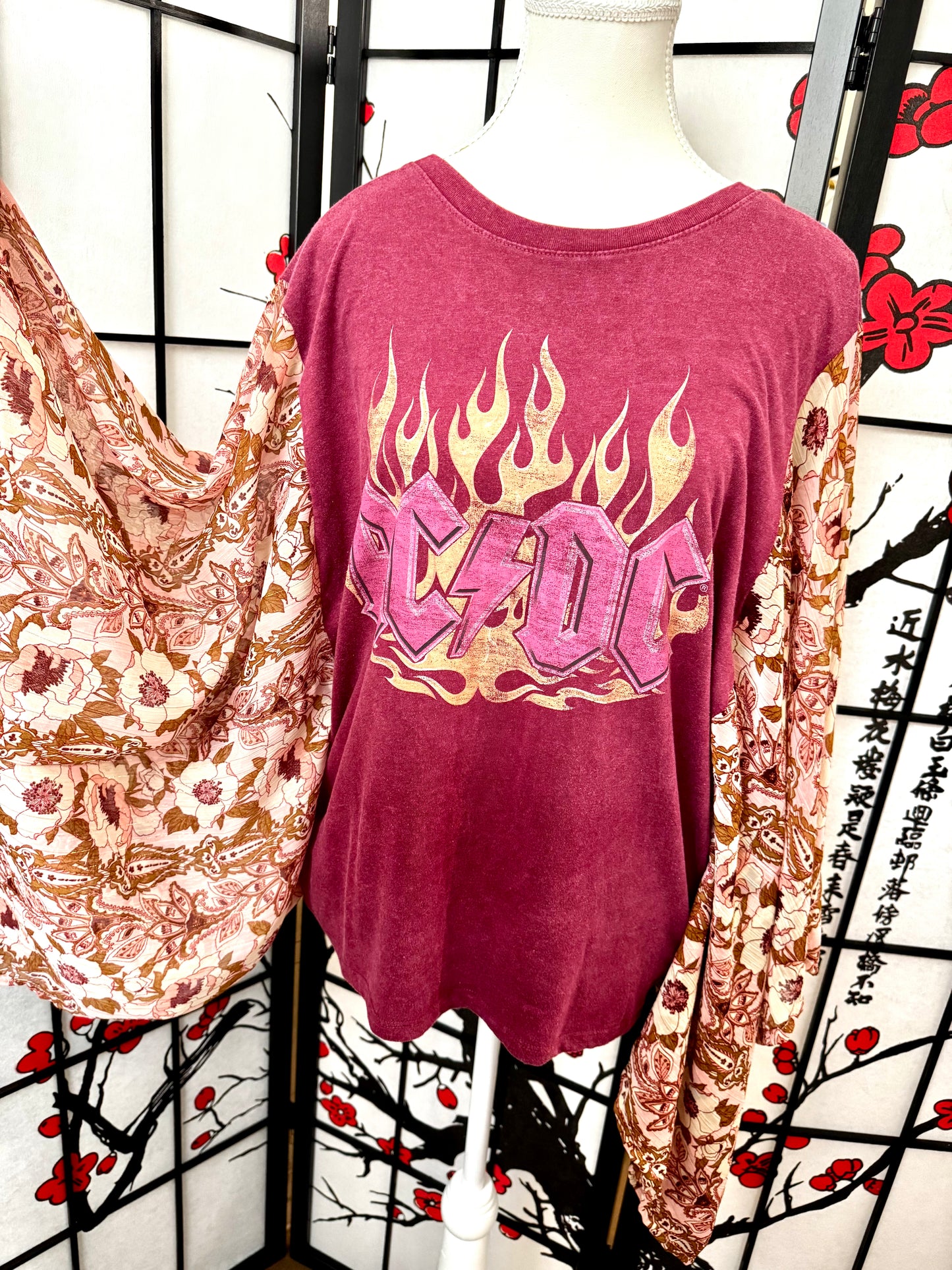 • The Cowgirl Kimono – Handmade Western Boho Statement Piece• Size M•’AC⚡️DC