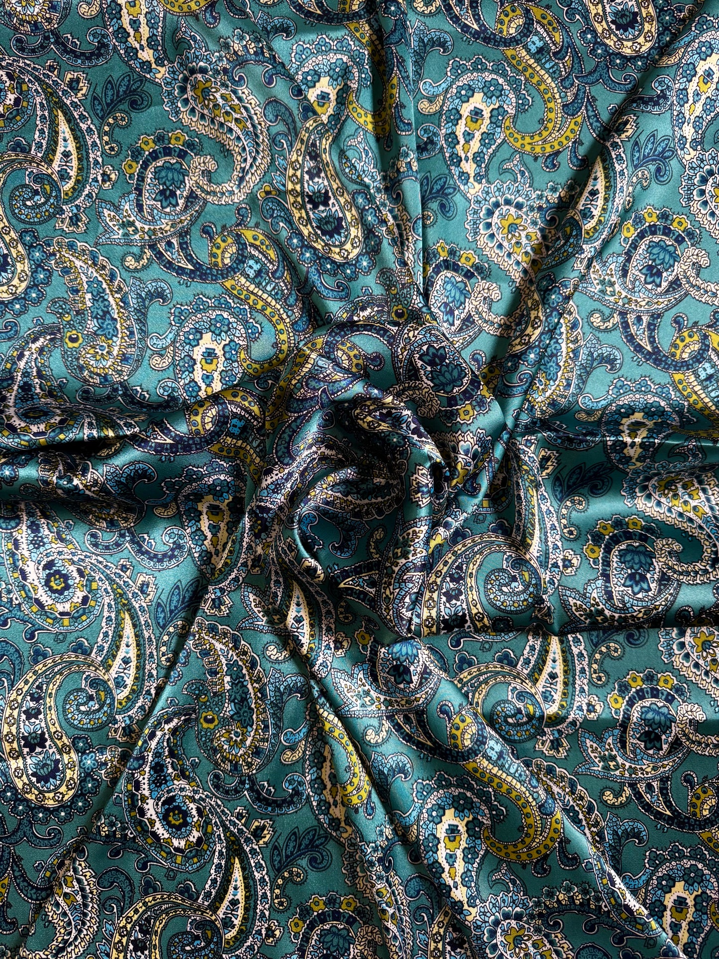 Shimmy Shimmy Shake- (42”) Paisley Wild Rag