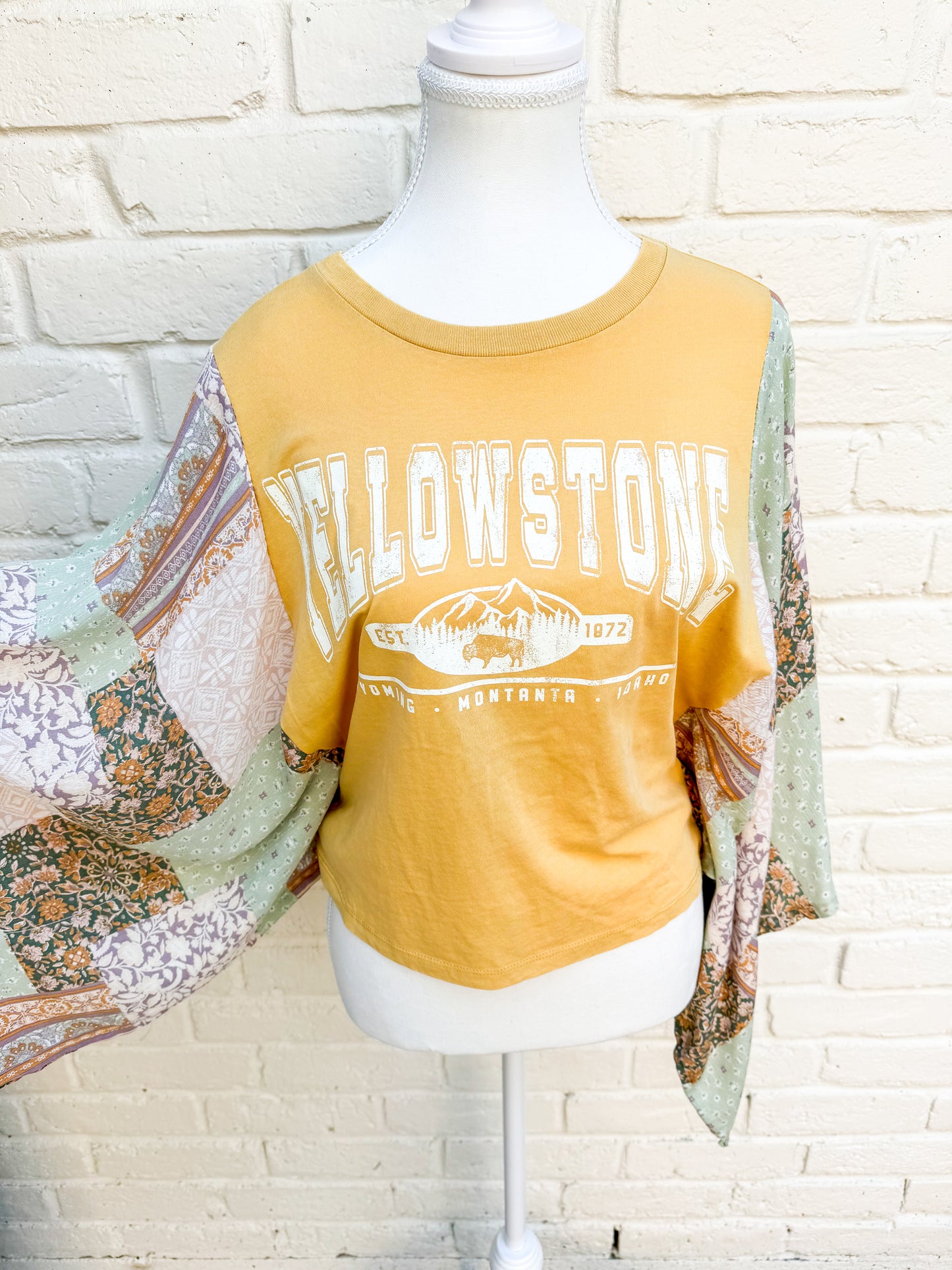 Yellowstone- Size L Cowgirl Kimono• Please read description.