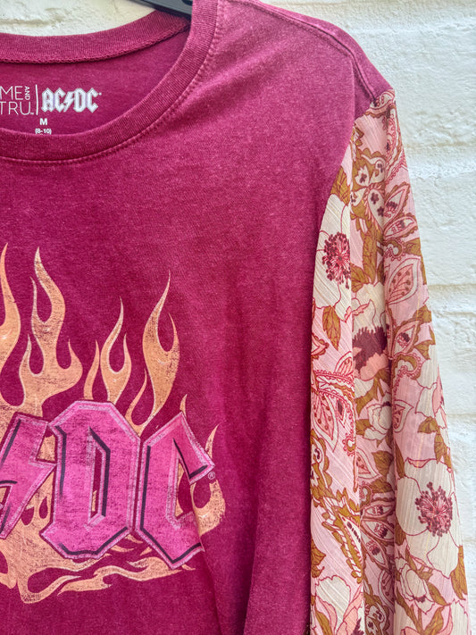 Cowgirl Kimono- AC⚡️DC Size Med 8/10