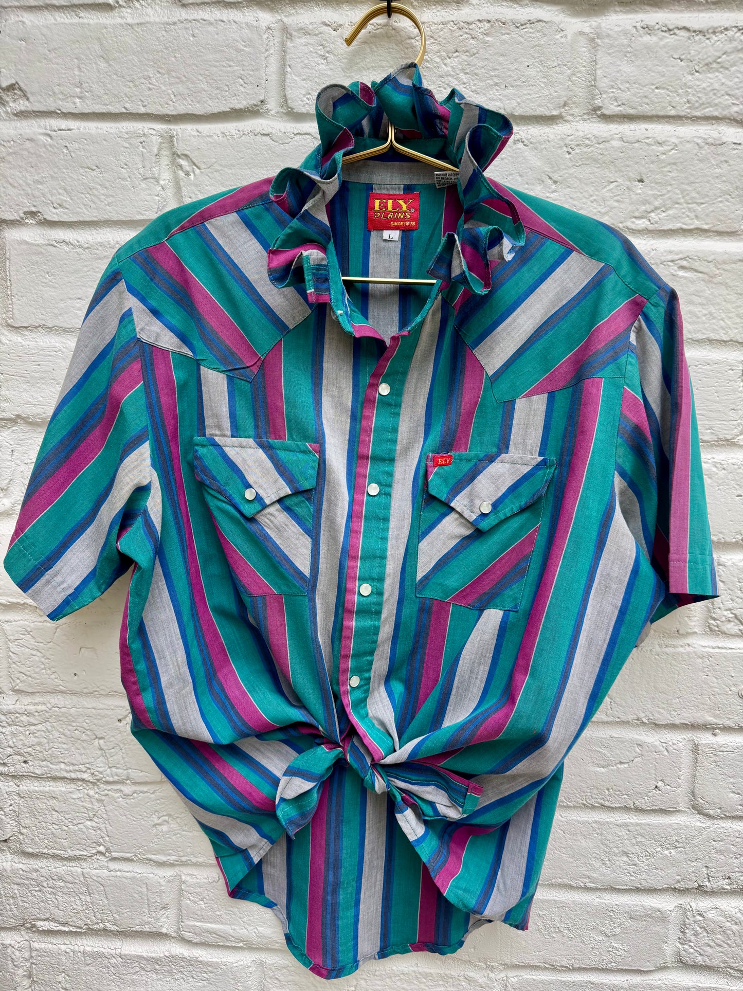 Vintage Ely Plains Striped Ruffle Collar Western Pearl Snap Shirt Teal Magenta L- Measures 24” pit to pit.