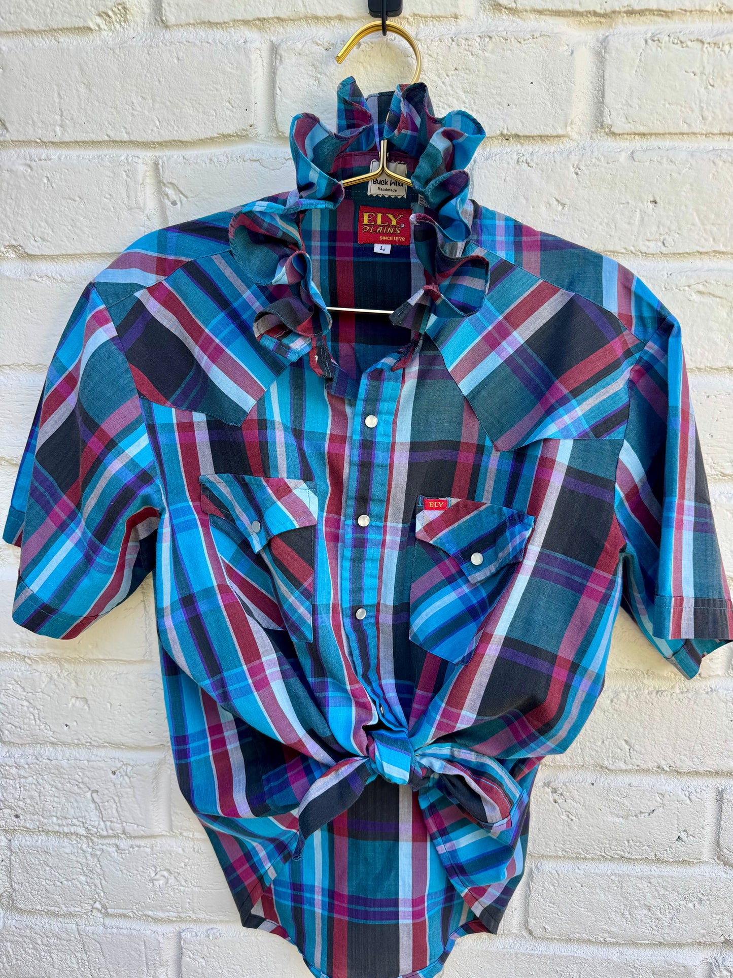 Revamped Men’s Western Pearl Snap Shirts- Size L. Measures 23” Pit to Pit