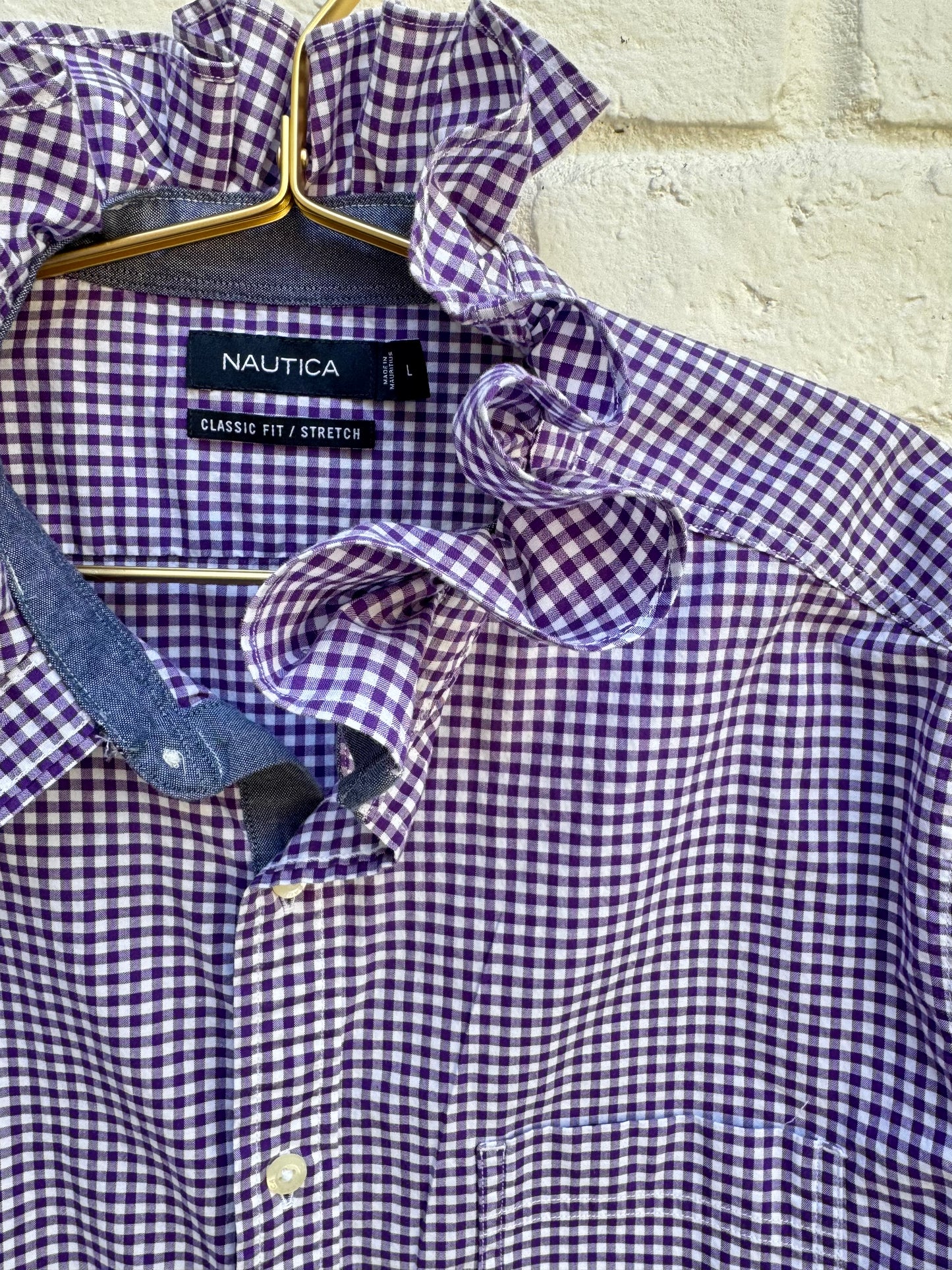 Men’s revamped ruffled collar dress shirt. Size L
