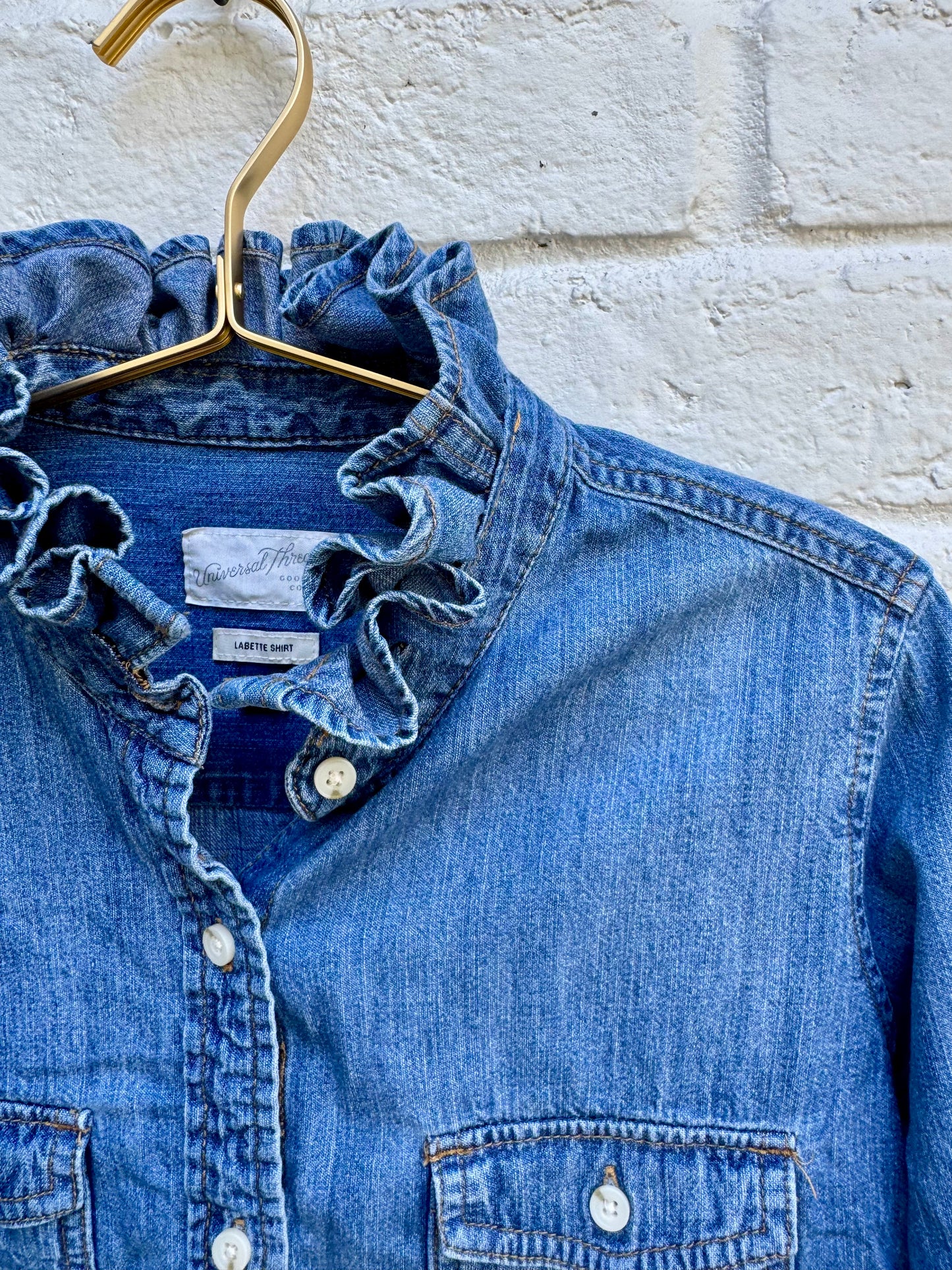 Revamped Vintage Universal Thread Cropped Denim Ruffle Shirt - Medium Wash Indigo| 19” pit to pit. 24” sleeve length