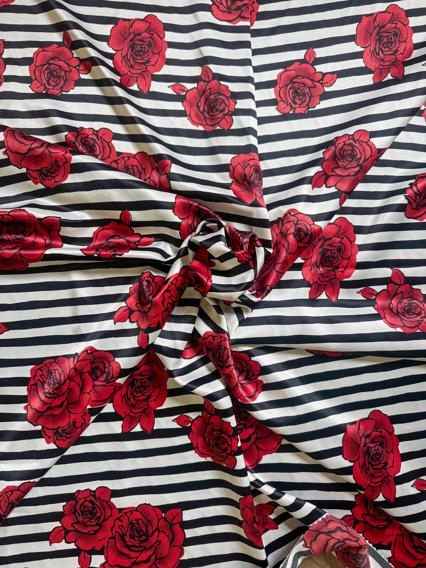 Gatsby- (42”) Silky Rose Cowboy Wild Rag